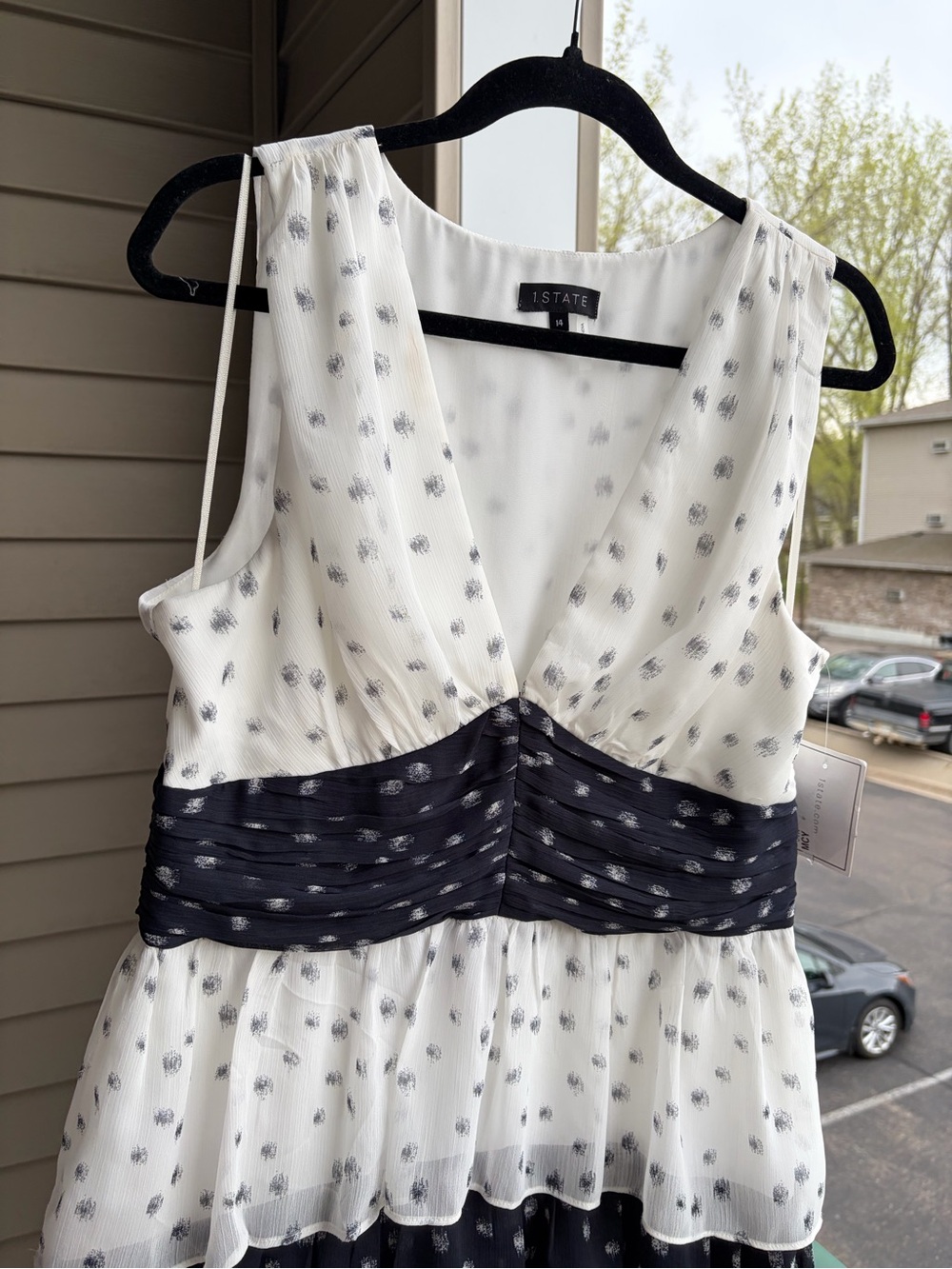 🆕✨ 1.STATE Polka Dot Tiered Maxi Dress Size 14 White Navy Chiffon Casual Party - Picture 8 of 17